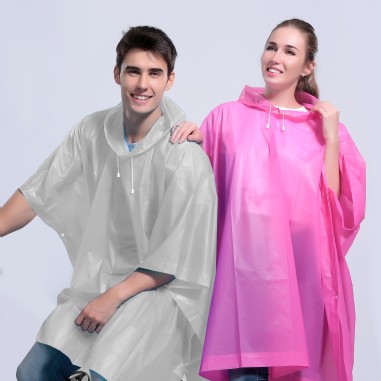 PONCHO - CAPE DE PLUIE COULEURS ASSORTIES